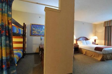 Holiday Inn Express & Suites-Summit Township, an IHG - 47