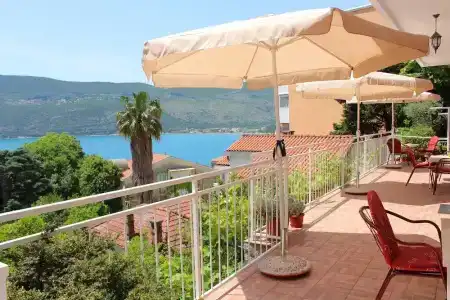 Guest House Tomanovic - 170
