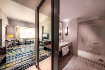 Hilton - 6