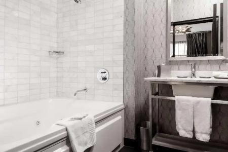 The Allegro Royal Sonesta Chicago Loop - 56