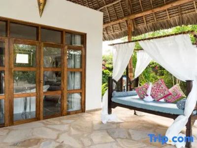 Tikitam Palms Boutique - 81