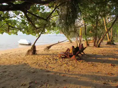 Melina Beach Front Bungalows - 14
