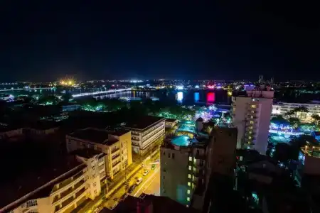 Midtown Hue - 42