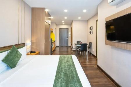 Emerald Central - 205