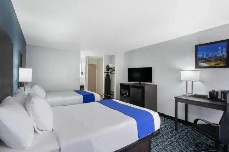 Baymont by Wyndham Charlotte University - 34