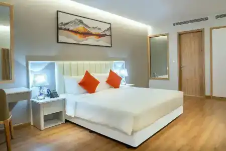 Phat Linh Halong - 132