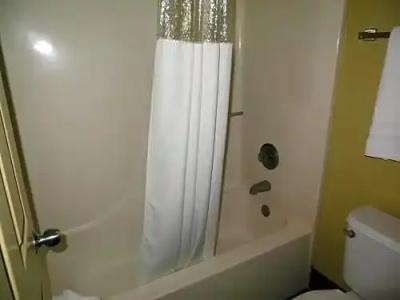 TraveSuites by Wyndham East Gate Orange - 67