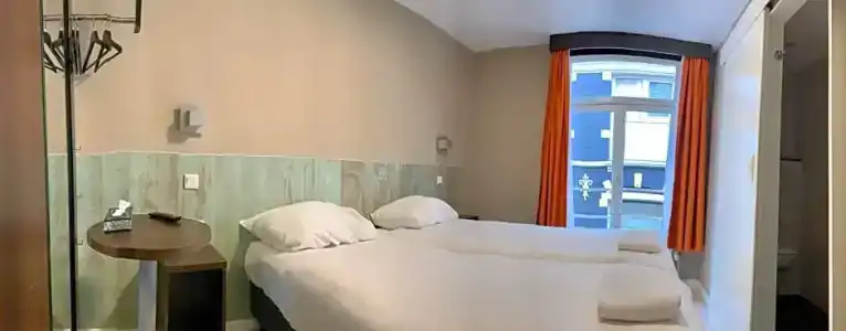 Damrak Inn - 75