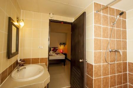 Silver Resortel - 23