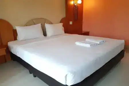 Poonsook Phitsanulok Sha Plus - 64