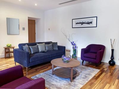Cheval Harrington Court at South Kensington - 11