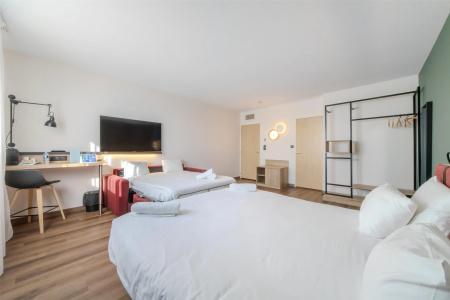 Campanile Montpellier Ouest - Croix D'argent - 48
