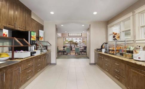 Residence Inn Las Vegas South - 13