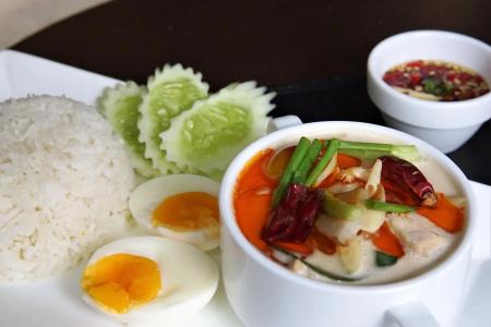 Salil Sukhumvit Soi 8 - 9