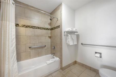 Best Western Plus Ocean View - 46