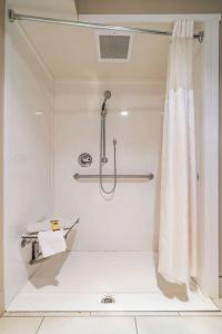 Best Western Plus Grantree Inn - 115
