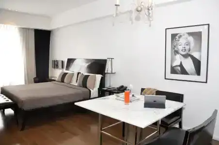 Broadway & Suites - 37