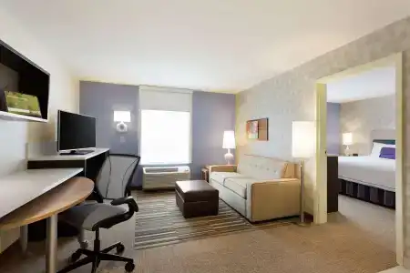 Home2 Suites by Hilton - 4