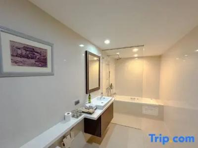 Royal Suite Bangkok - 66
