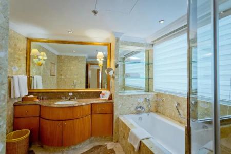 Crowne Plaza Qingdao, an IHG - 105