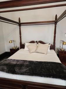 Macquarie Manor - 79