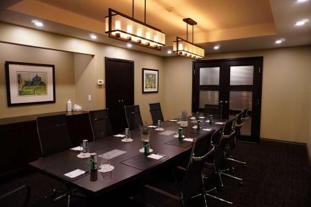 Best Western Plus Stoneridge Inn & Conference Centre Ontario - 32