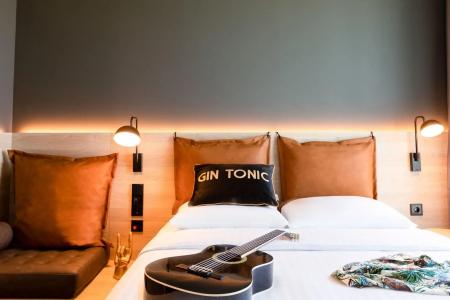 Moxy Utrecht - 6