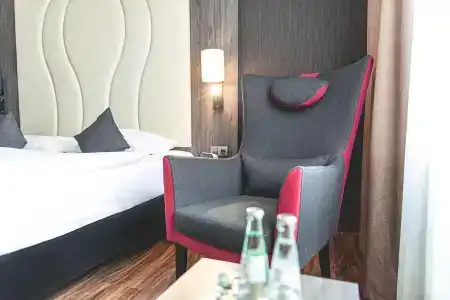 Best Western Plaza Grevenbroich - 7