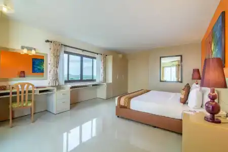 Golden Beach Cha-Am - 5
