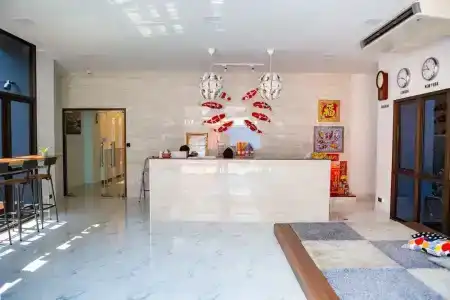 Rich8 Hostel - 1