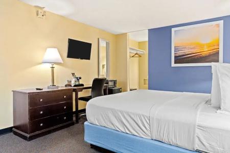 Days Inn by Wyndham Orlando Near Millenia Mall - 47