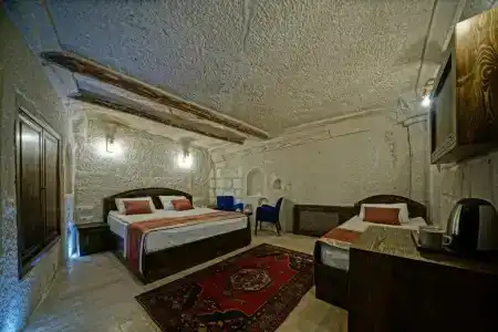Castle Cave - 127