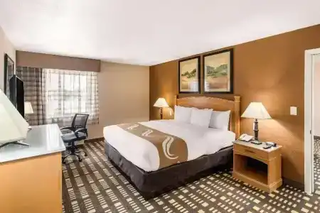 Quality Inn & Suites - 44