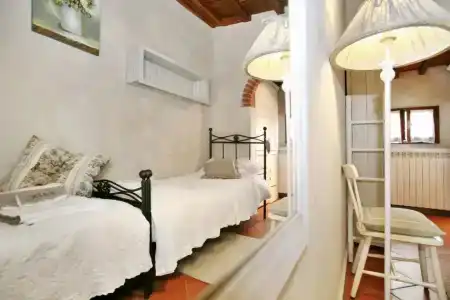 Gina Guest House - 16