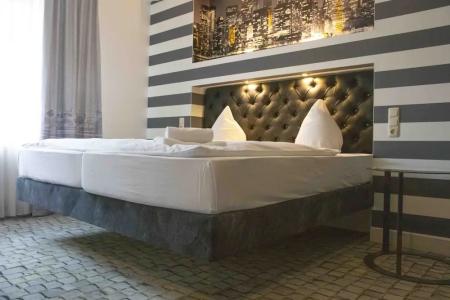 SL'otel im Parforcehaus - 53