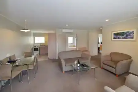 Brougham Heights - 28