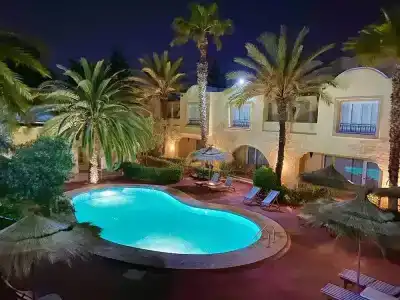 Guest House Villamar Suites & Villas - 11