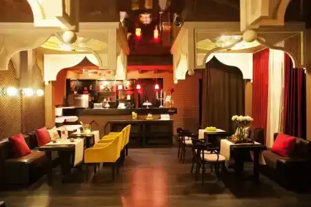 Shadow Boutique & Spa - 2