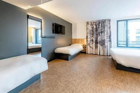 B&B Hôtel Bordeaux Bassins à flot - 35