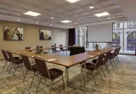 Courtyard Marriott Portland City Center - 20