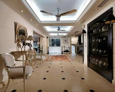 Best Western Plus Embassy - 18