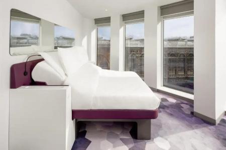 Yotel Glasgow - 85