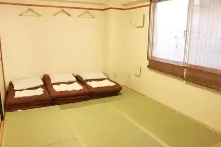 t And k Hostel Kobe Sannomiya East - 60