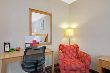 Knights Inn - Jfk Airport - 6