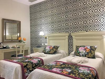 Adriano Boutique Sevilla - 20