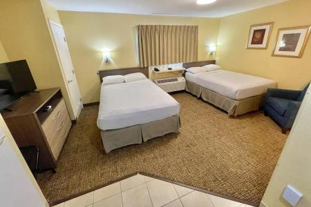 Suburban Studios Cape Coral - 45