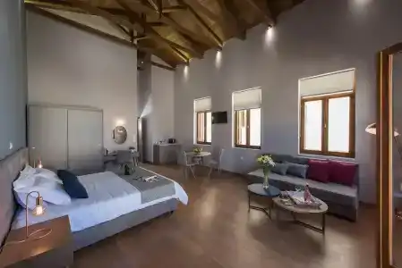 Bluebell Luxury Suites - 87