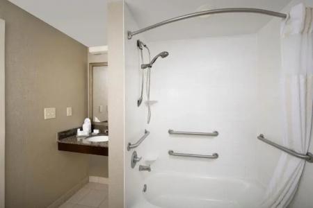 Hilton Garden Inn/Hanes Mall - 54