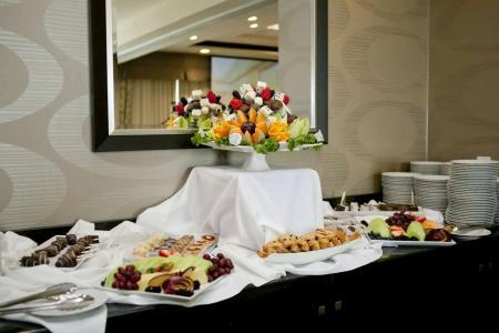 Hilton Garden Inn Toronto/Brampton - 12