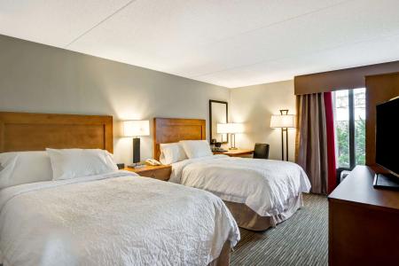 Hampton Inn-Naval Base - 3